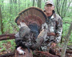 wisconsin turkey hunting spring 2015 - Lee Gatzke with his turkey