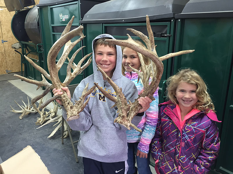 400 inch buck - breeder buck sheds over 400 inches